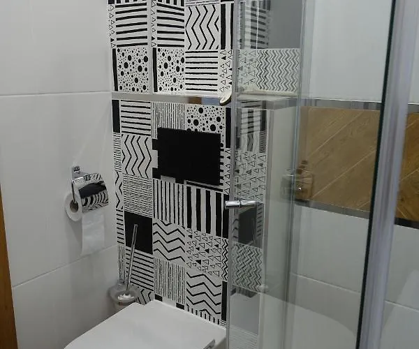 Przy Plazy 2 公寓 罗威